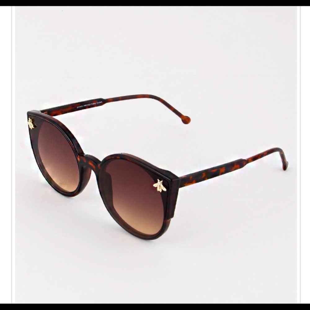 Bee sunglasses